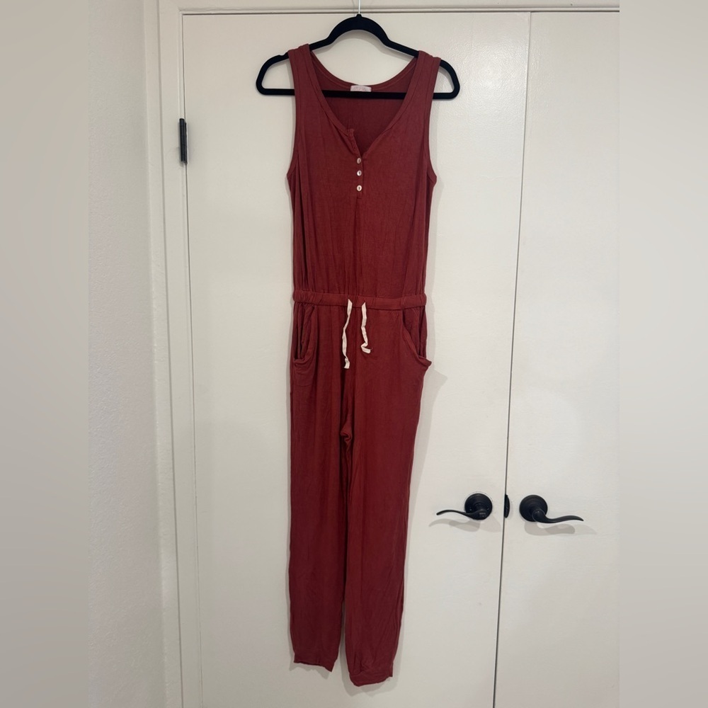 Pink Lily Rust Sleeveless Button Front Jumpsuit | Size Small